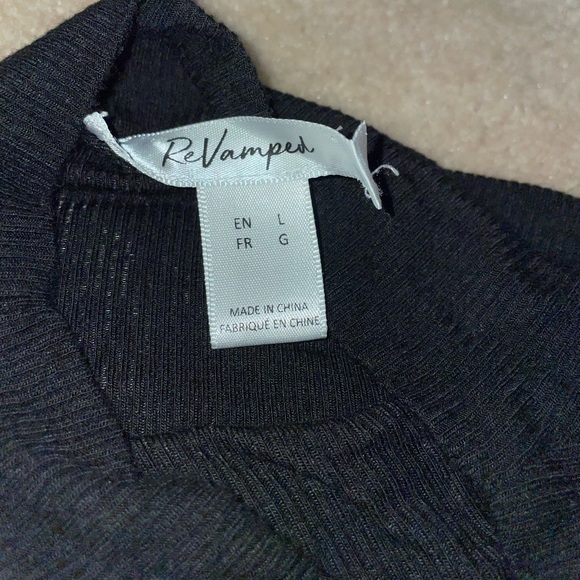 Cropped Long Sleeve - Large - Picture 3 of 4